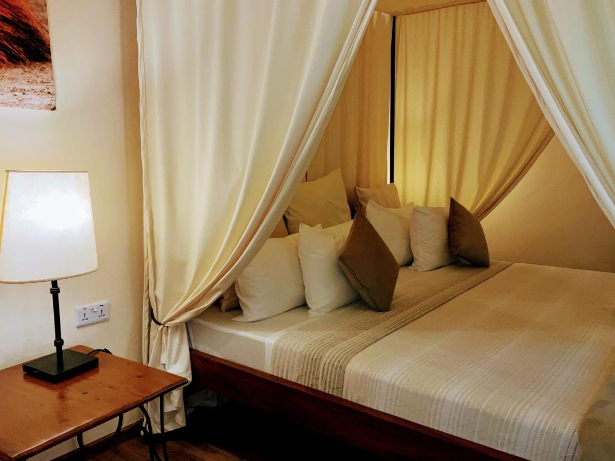 Pink Flamingo Boutique Hotel Moshi Ngoại thất bức ảnh