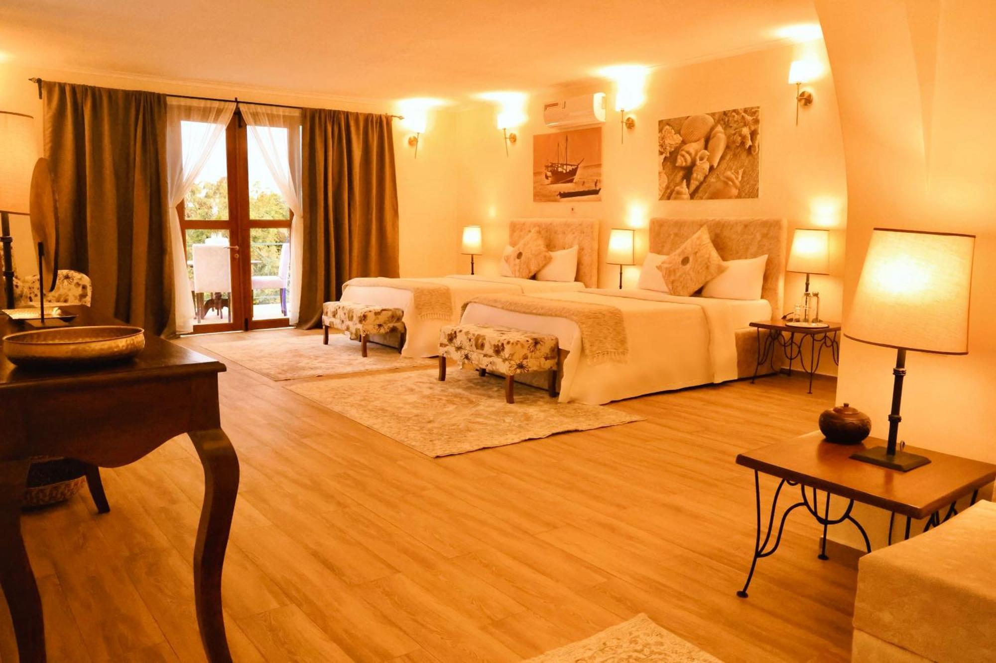 Pink Flamingo Boutique Hotel Moshi Ngoại thất bức ảnh