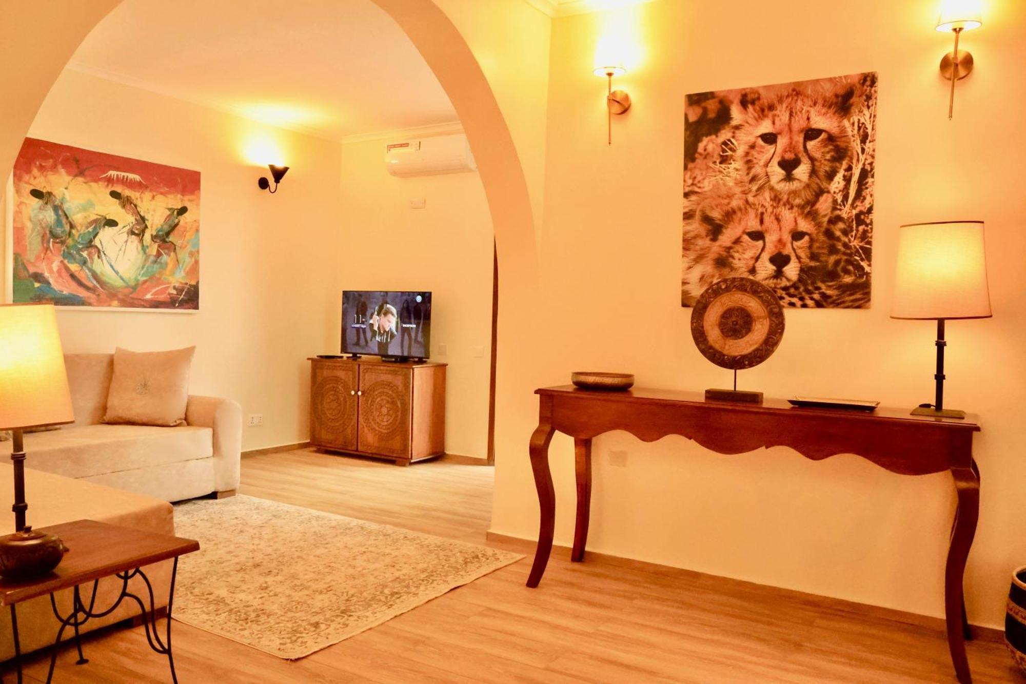 Pink Flamingo Boutique Hotel Moshi Ngoại thất bức ảnh