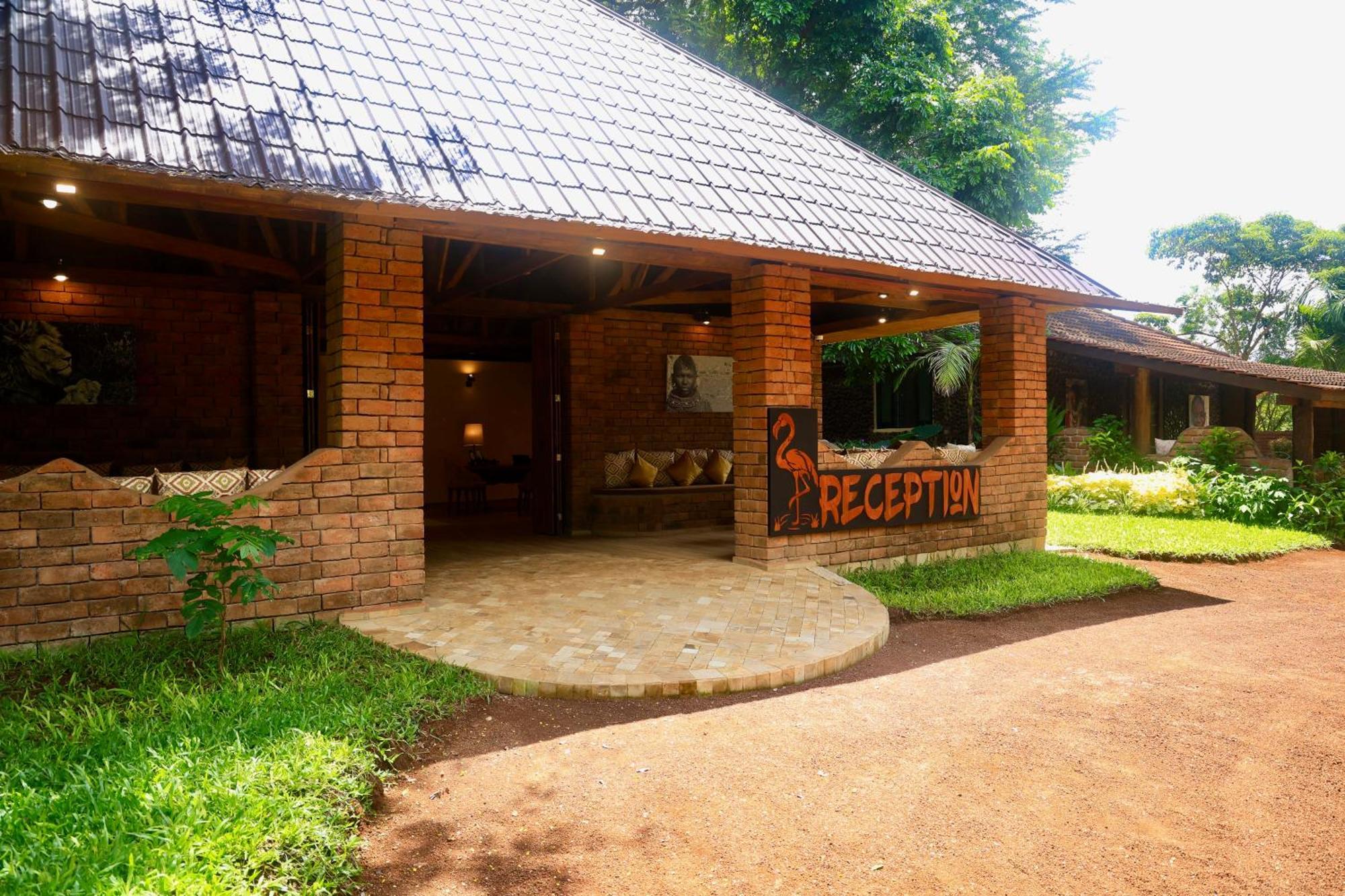 Pink Flamingo Boutique Hotel Moshi Ngoại thất bức ảnh