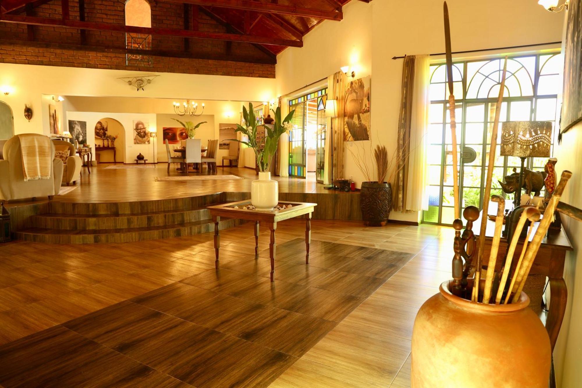Pink Flamingo Boutique Hotel Moshi Ngoại thất bức ảnh